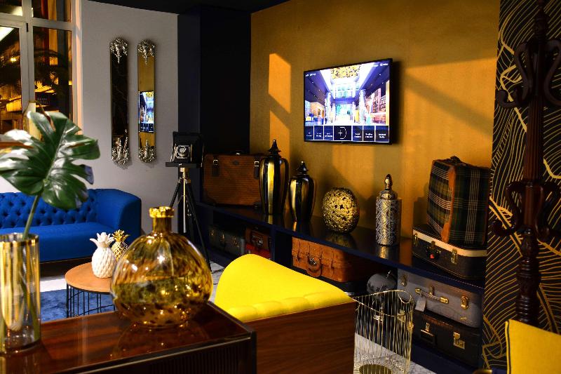 Design Plus Bex Hotel - Lobi
