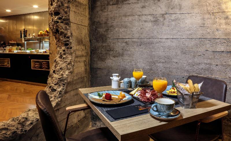 Design Plus Bex Hotel - Restoran