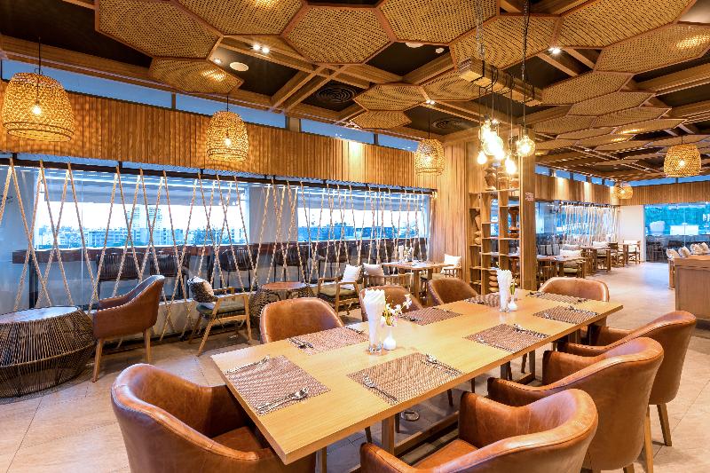 Mercure Phuket Patong Journeyhub - Restoran