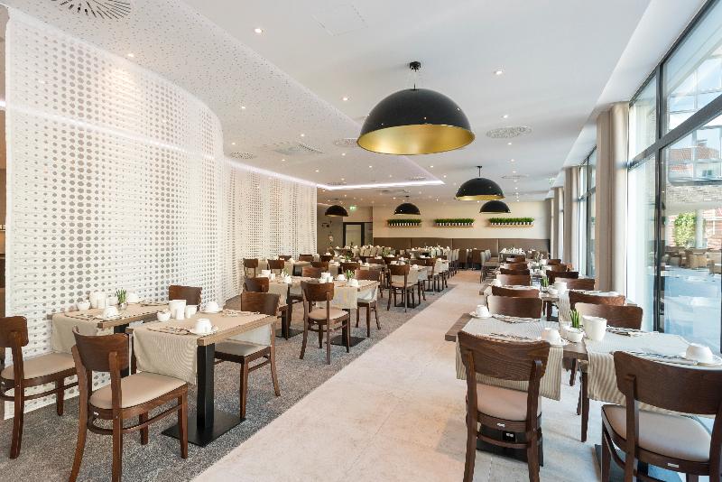 LOOKEN INN - Restoran