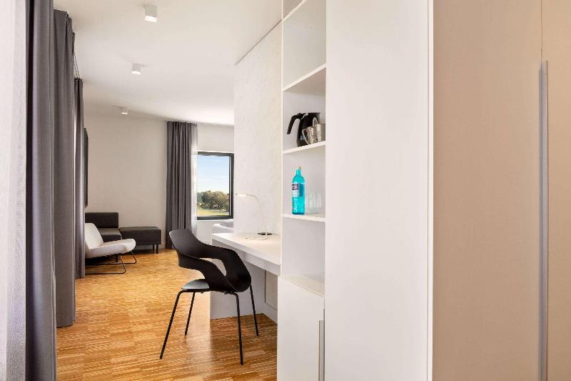 Vienna House by Wyndham Ernst Leitz Wetzlar - Oda