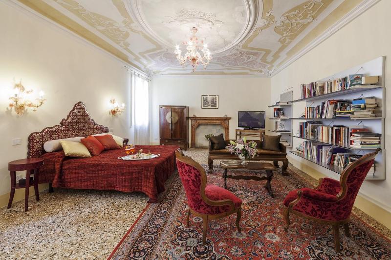 Palazzetto Pisani - Oda