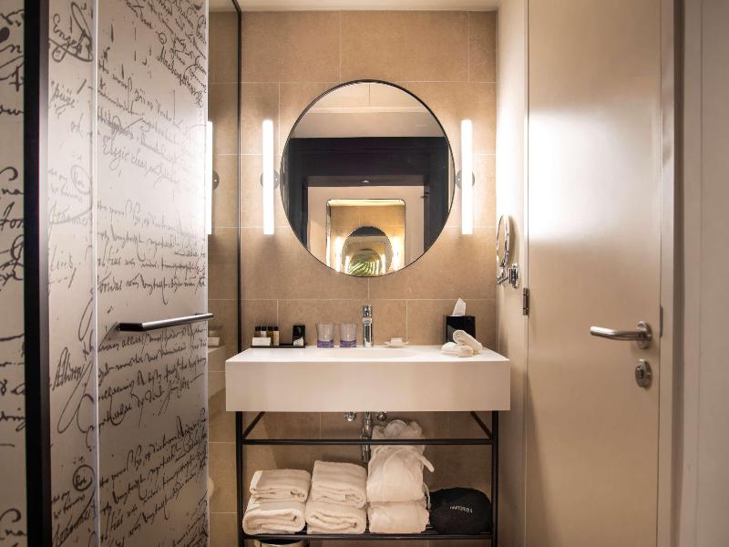 Pestana Amsterdam Riverside - Oda