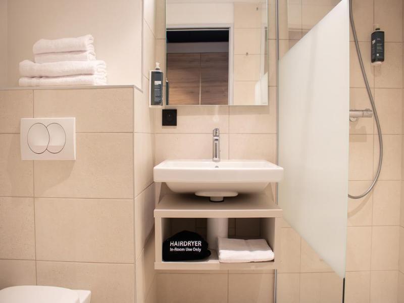 Brit Hotel Cahors - Le France - Oda