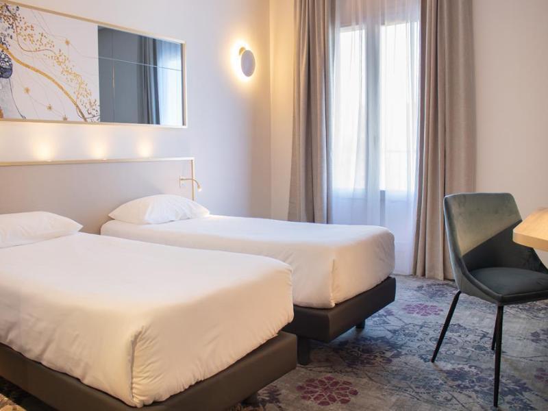 Brit Hotel Cahors - Le France - Oda