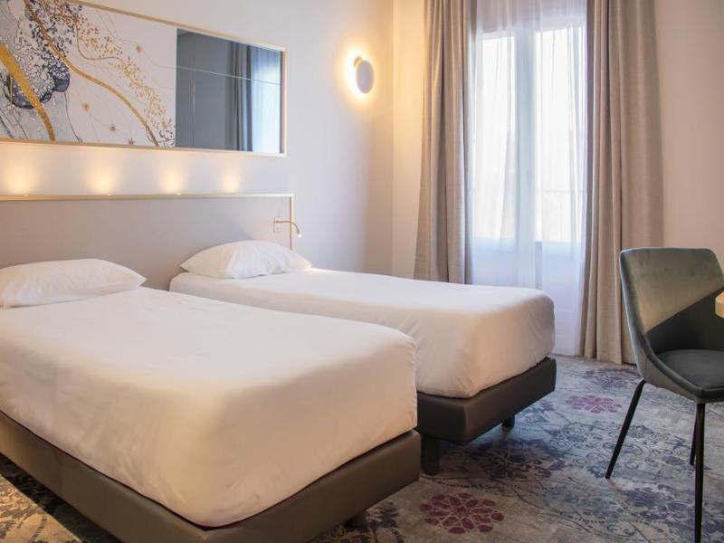 Brit Hotel Cahors - Le France - Oda