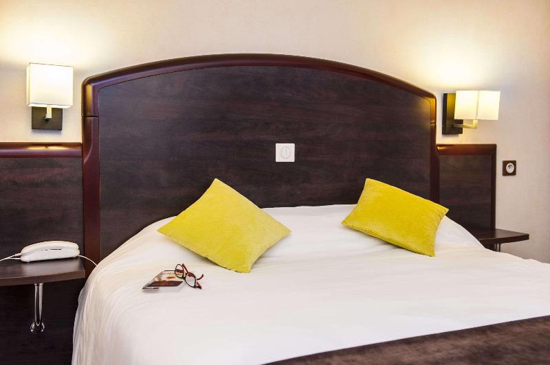 Brit Hotel Cahors - Le France - Oda