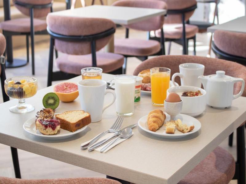 Brit Hotel Cahors - Le France - Restoran