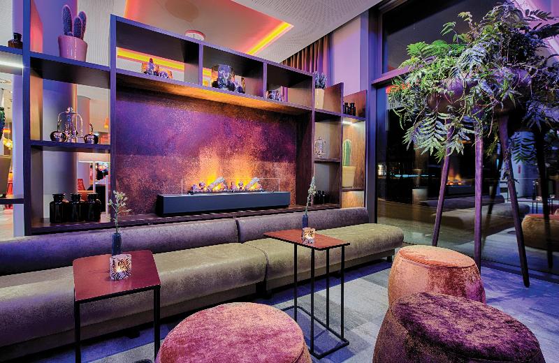 Leonardo Royal Hotel Ulm - Lobi