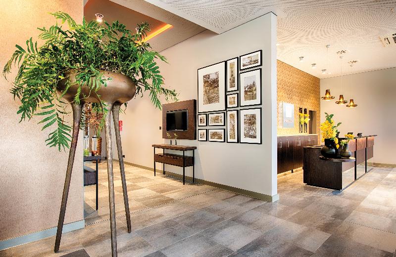 Leonardo Royal Hotel Ulm - Lobi