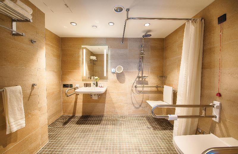 Leonardo Royal Hotel Ulm - Oda