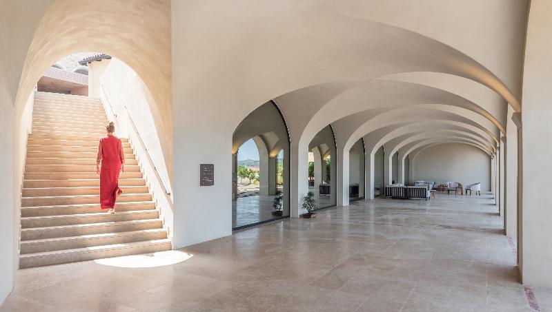 Euphoria Retreat Holistic Wellbeing DestinationSpa - Lobi