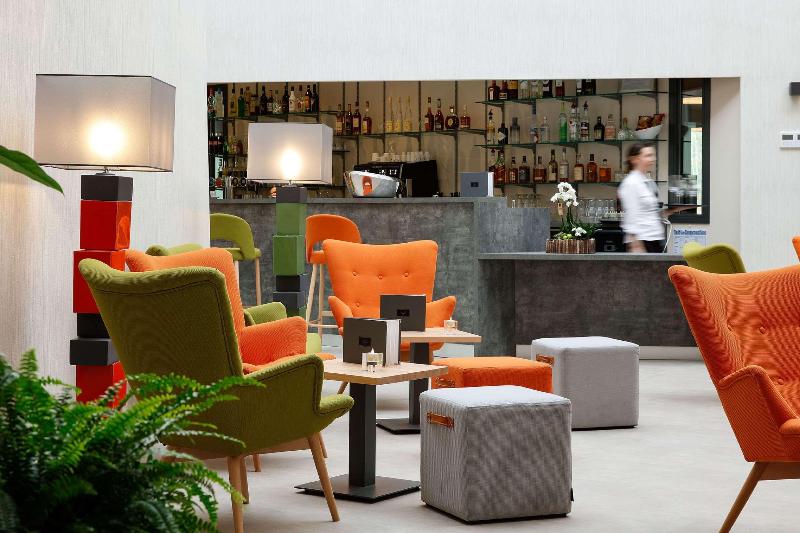 Best Western Plus Hotel Escapade Senlis - Lobi