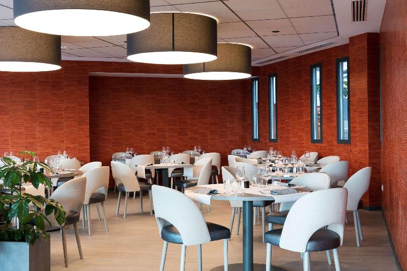Best Western Plus Hotel Escapade Senlis - Restoran