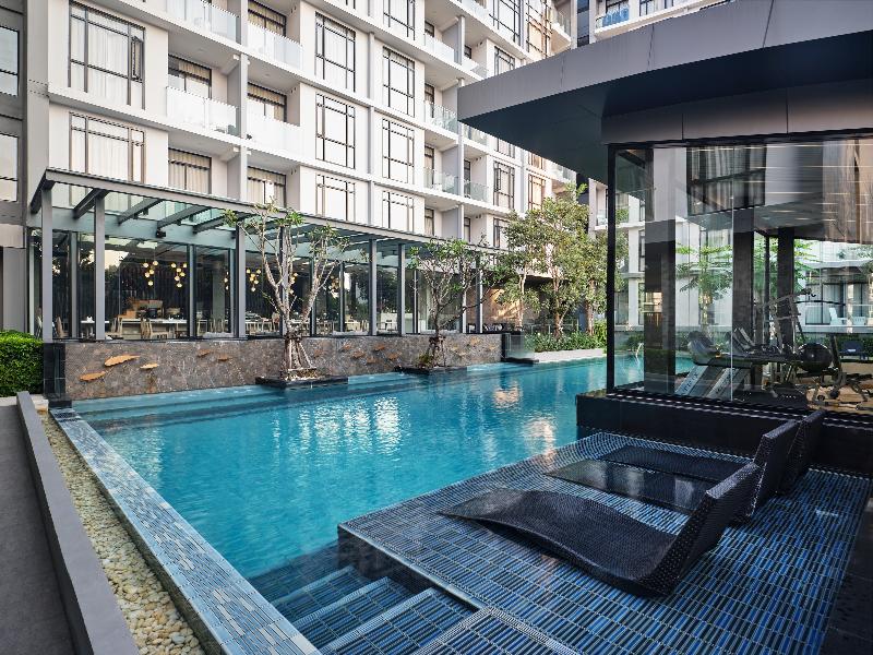 Arden Hotel and Residence by At Mind - Havuz