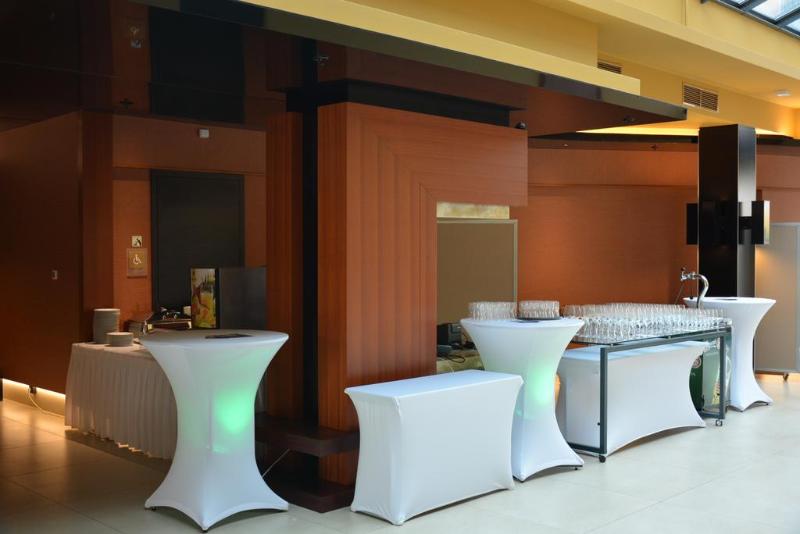 Four Points by Sheraton Kecskemet Conference - Lobi