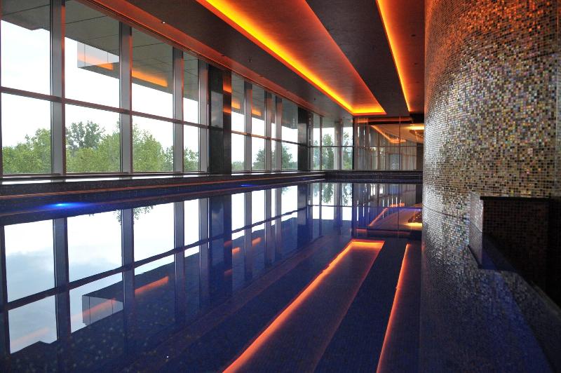 Four Points by Sheraton Kecskemet Conference - Havuz