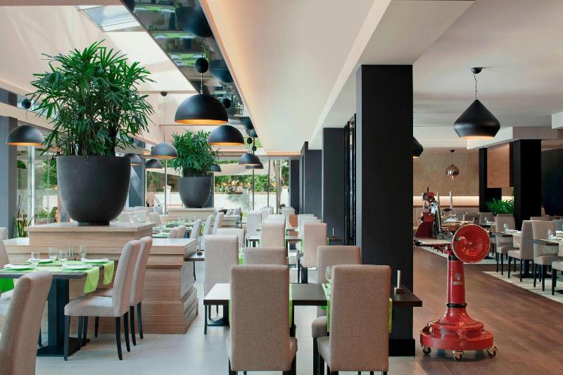 Four Points by Sheraton Kecskemet Conference - Restoran