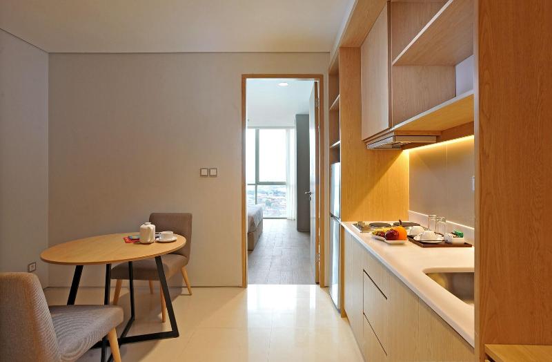 Midtown Residence Marvell City - Oda