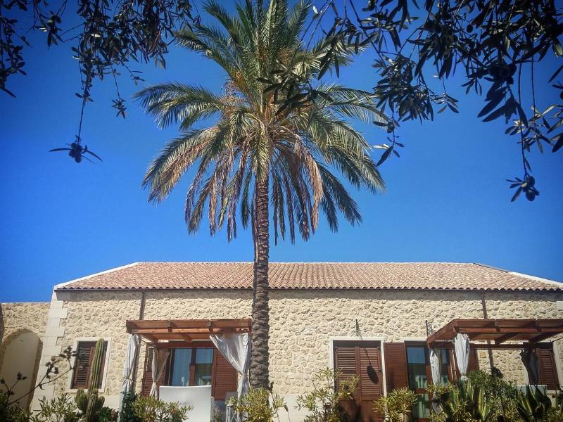 Borgo Giallonardo Country House - Genel