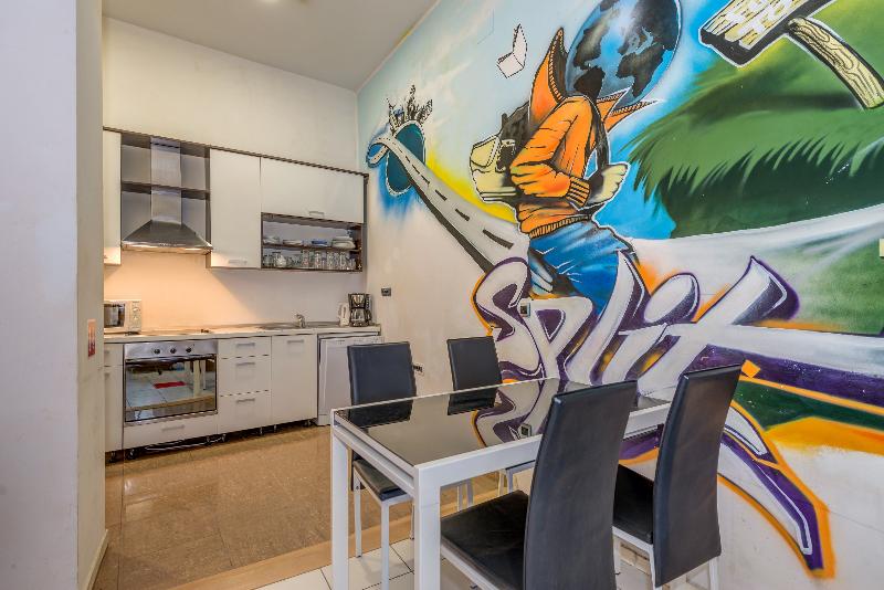 Adriatic Hostel - Lobi
