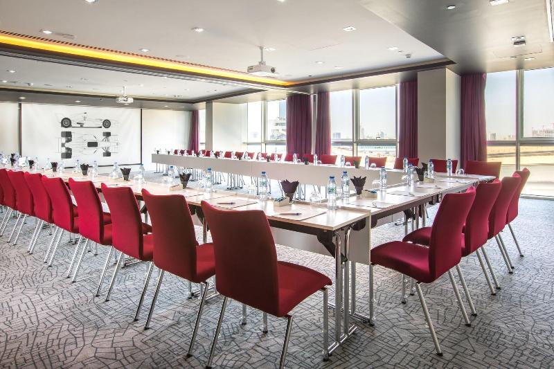 Park Inn by Radisson Dubai Motor City - Toplantı