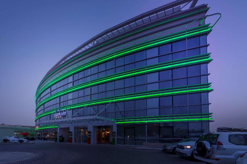 Park Inn by Radisson Dubai Motor City - Genel