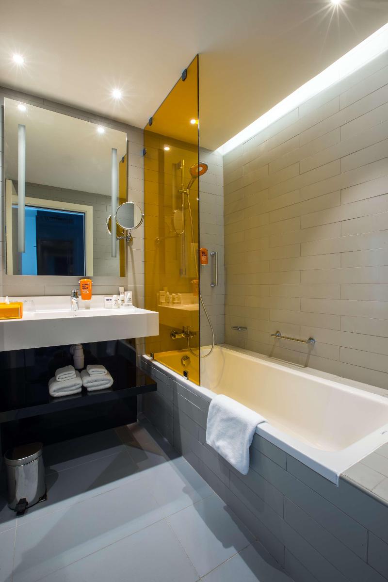 Park Inn by Radisson Dubai Motor City - Oda