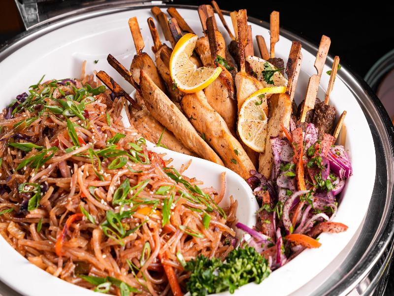 Park Inn by Radisson Dubai Motor City - Restoran