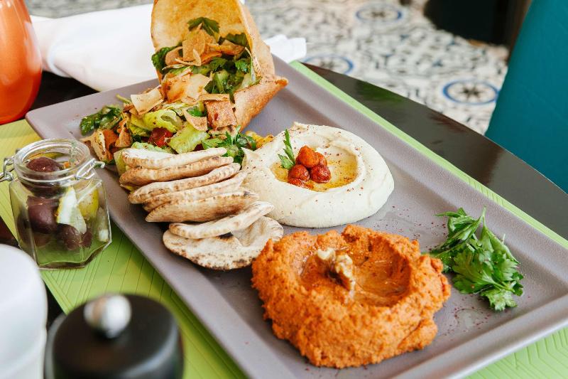 Park Inn by Radisson Dubai Motor City - Restoran