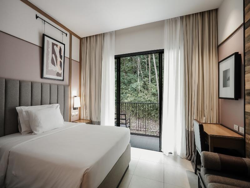 Sugar Marina Resort-CLIFFHANGER-Ao Nang Beach - Oda