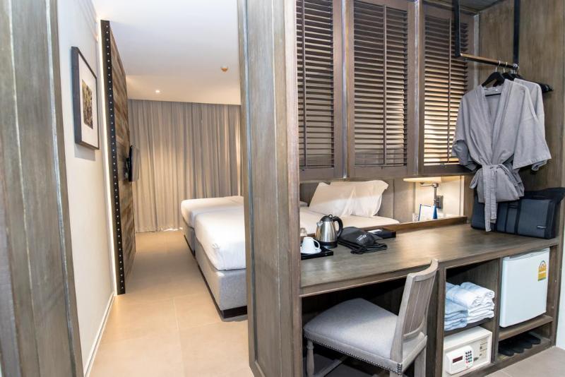 Sugar Marina Resort-CLIFFHANGER-Ao Nang Beach - Oda