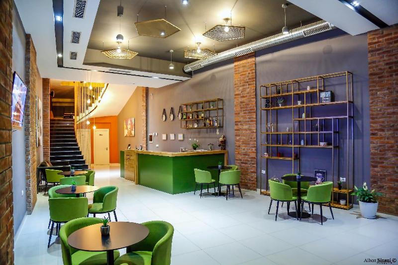 Arc Hotel - Lobi
