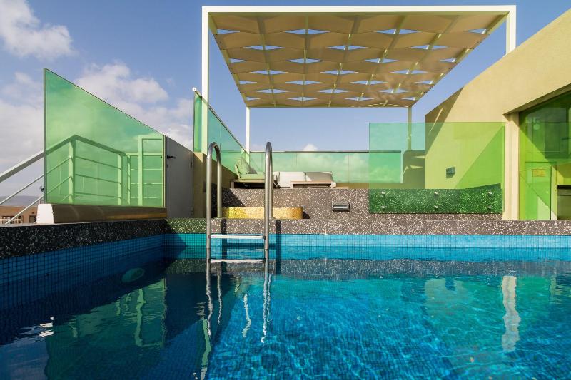Athens Mosaico Suites and Apartments - Havuz