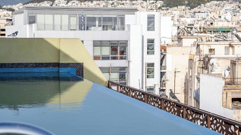 Athens Mosaico Suites and Apartments - Havuz