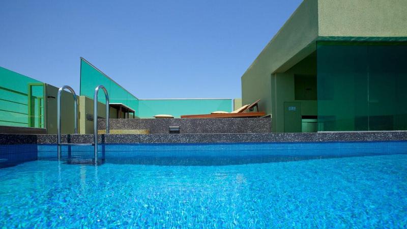 Athens Mosaico Suites and Apartments - Havuz