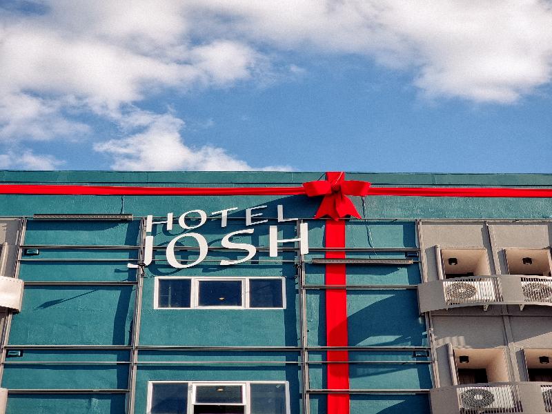 Josh Hotel - Genel