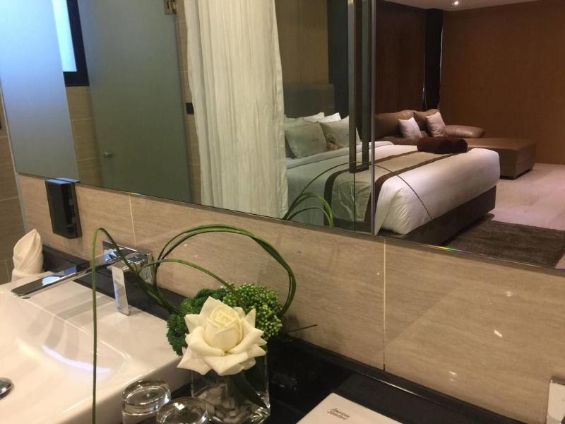Syama Suite Sukhumvit 20 - Oda