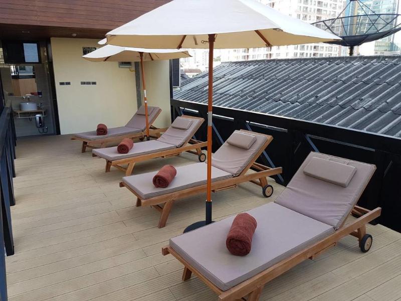 Syama Suite Sukhumvit 20 - Havuz