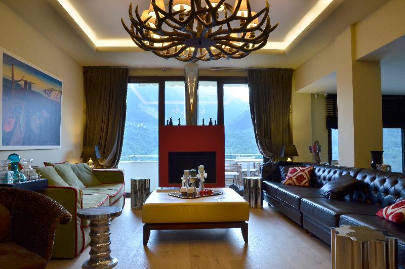 Forest Suites - Lobi
