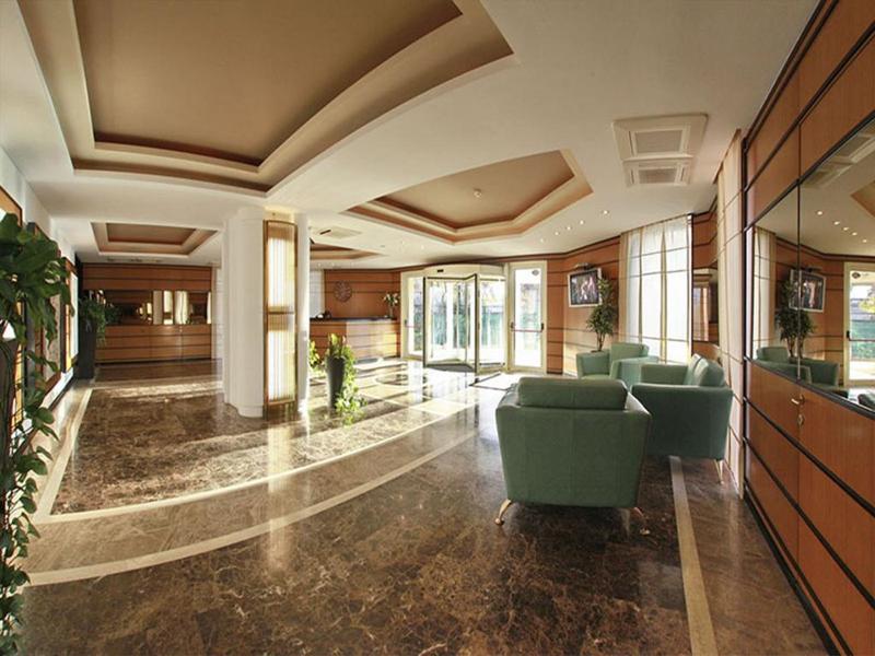 Monte Carlo Palace Rooms - Lobi
