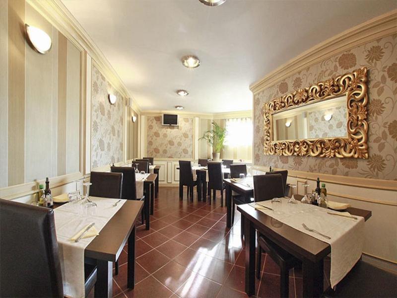 Monte Carlo Palace Rooms - Restoran