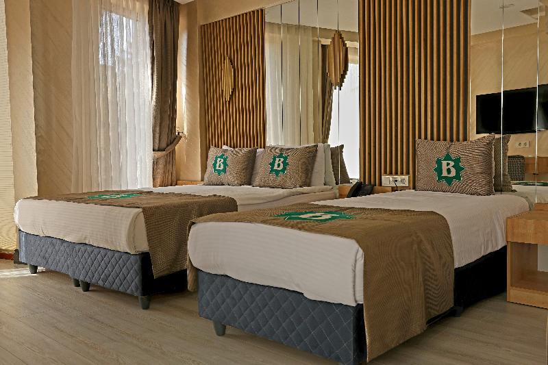 Bizim Otel - Oda