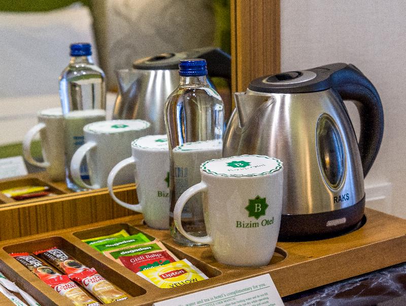 Bizim Otel - Oda