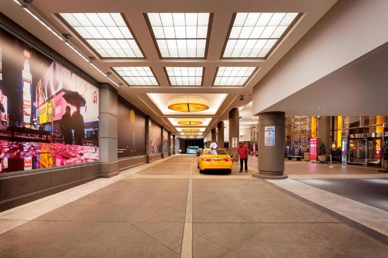 New York Marriott Marquis - Genel
