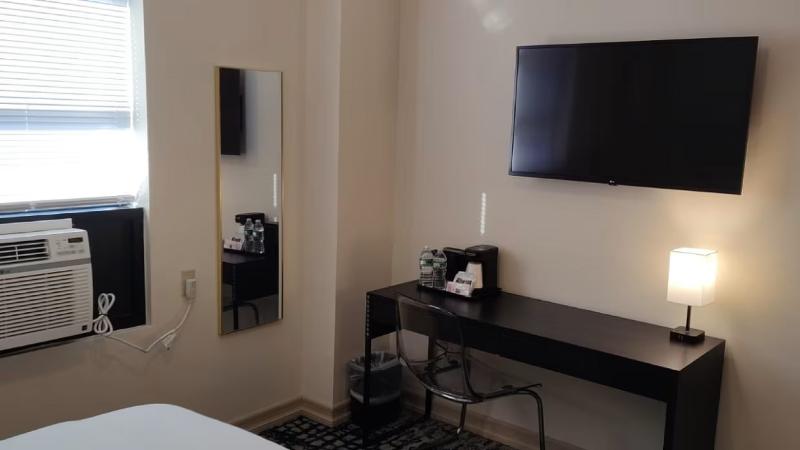 Night Hotel Broadway - Oda