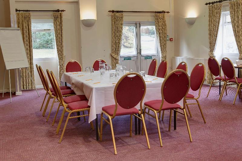 Best Western Cedars Hotel - Restoran