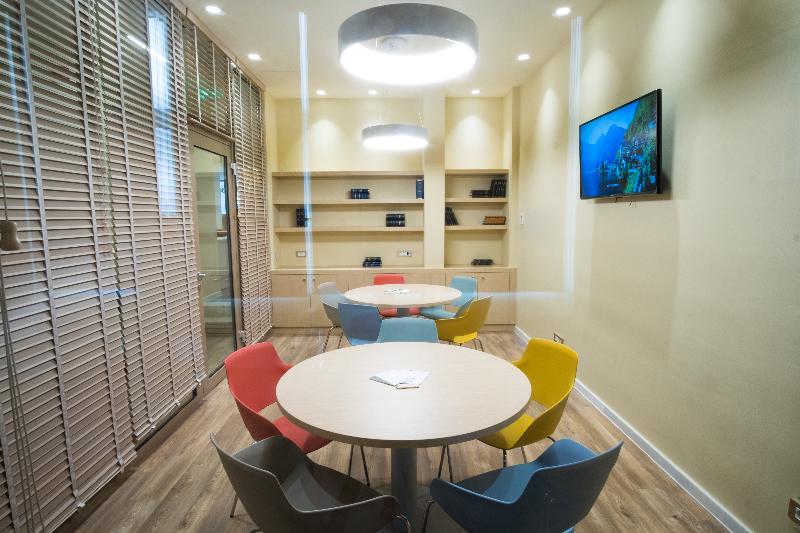 CASUAL KUBIC ATHENS - Toplantı