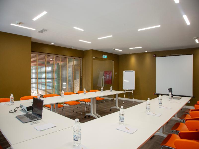CASUAL KUBIC ATHENS - Toplantı
