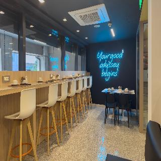 CASUAL KUBIC ATHENS fotoÄŸrafÄ±